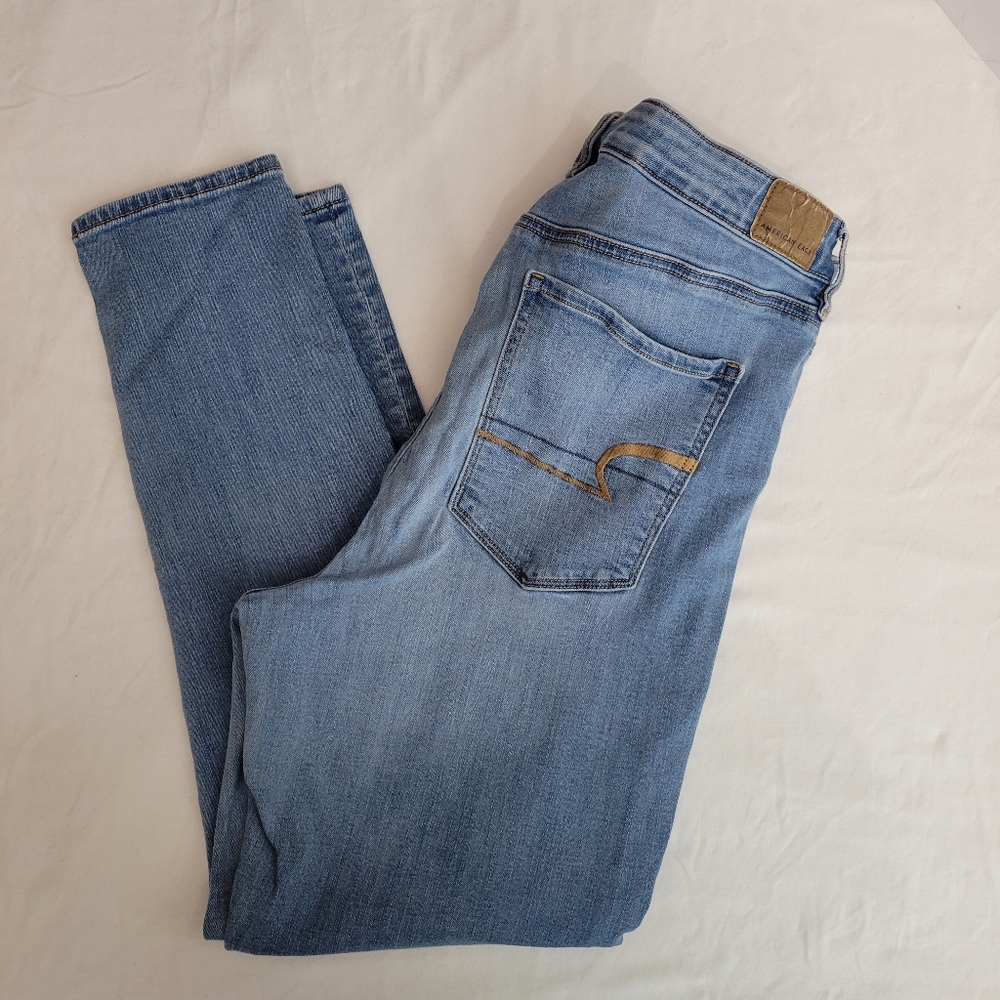 American Eagle Outfitters Light Blue Skinny Jeans